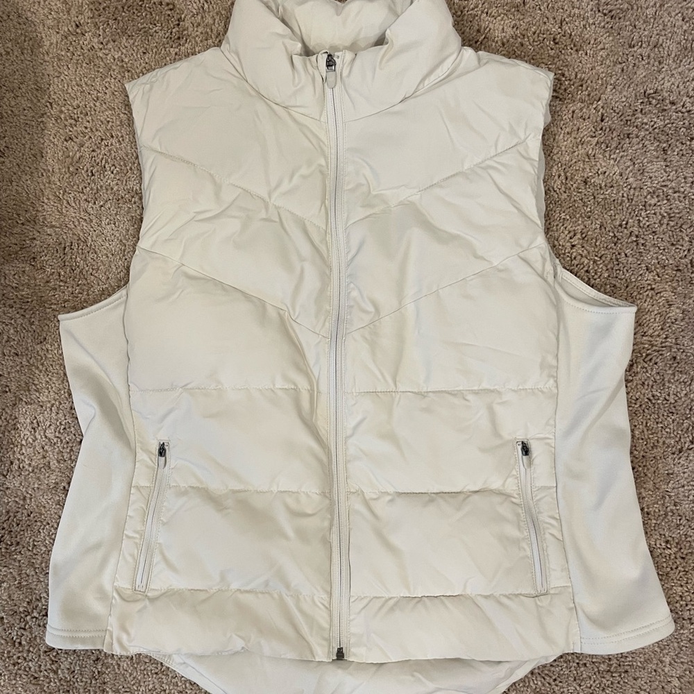 Tek Gear Women's Cream Puffer Vest